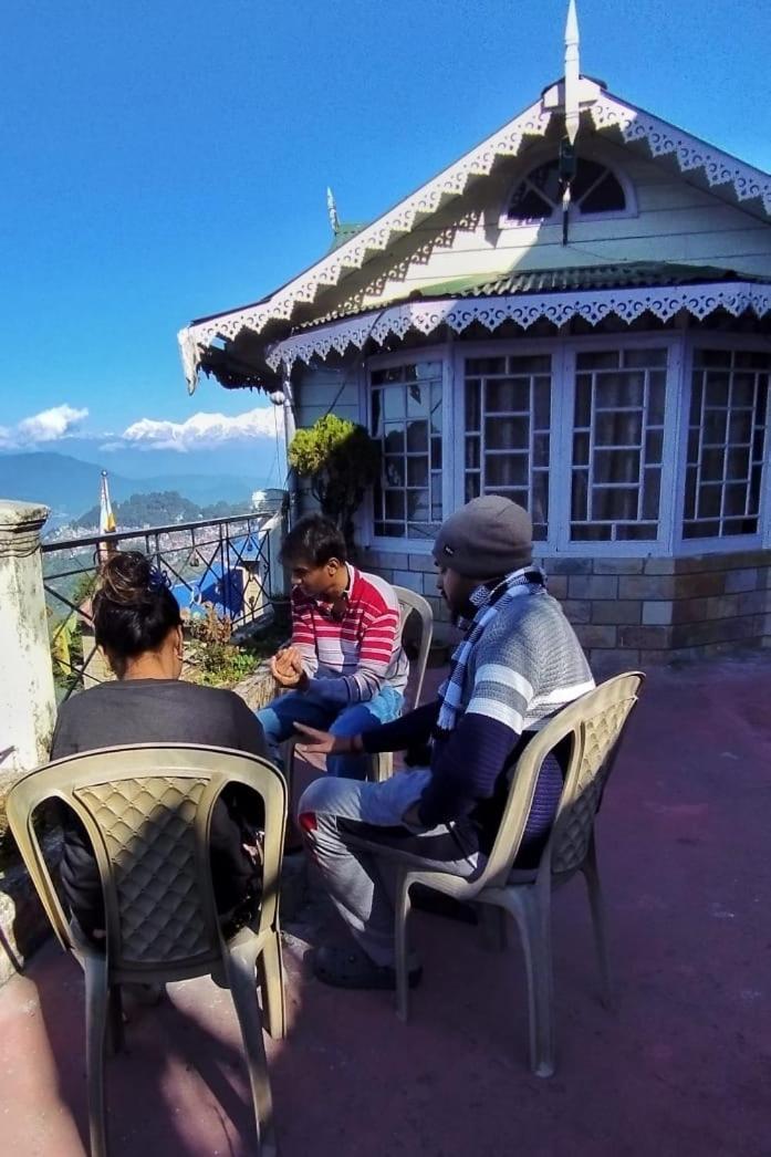 Eagle'S Nest Homestay ダージリン エクステリア 写真